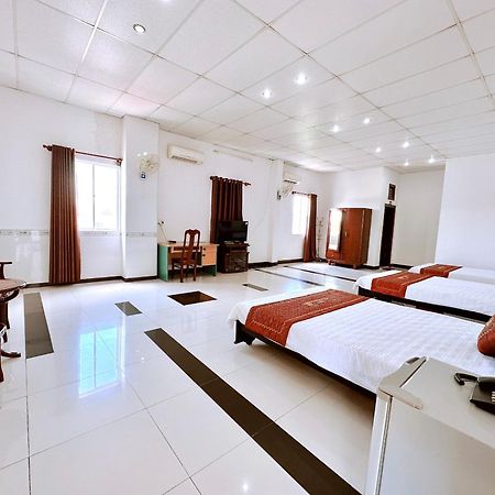 Truc Hoang Ha Hotel Tỉnh Kontum Zewnętrze zdjęcie