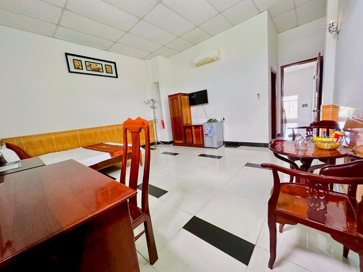 Truc Hoang Ha Hotel Tỉnh Kontum Zewnętrze zdjęcie