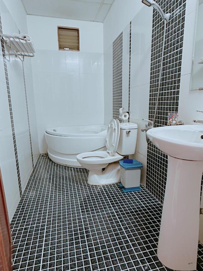 Truc Hoang Ha Hotel Tỉnh Kontum Zewnętrze zdjęcie